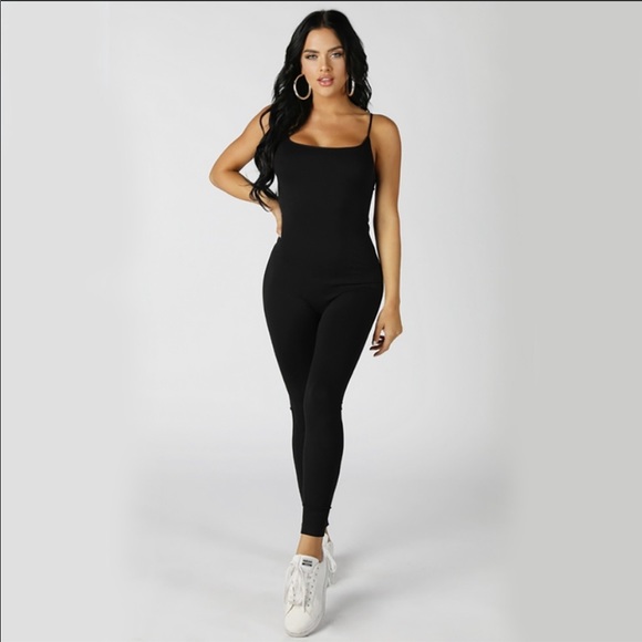 Nikibiki Pants - Seamless Form-Fitted Jumpsuit